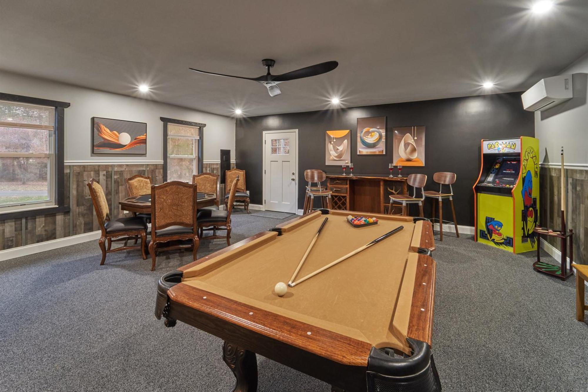 פיג'ן פורג' Entertainment Galore! Luxurious Property, Spectacular & Peaceful Setting, Great Location, Close To Major Attractions!! מראה חיצוני תמונה